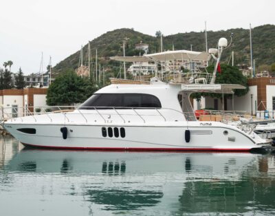 Numa Yacht